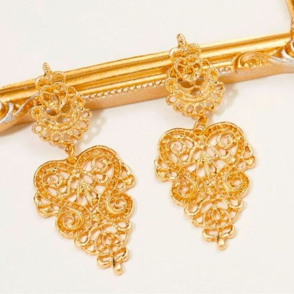 Mexican Goth Gold Tone Heart Hollow Out Filigree Drop Statement Earrings